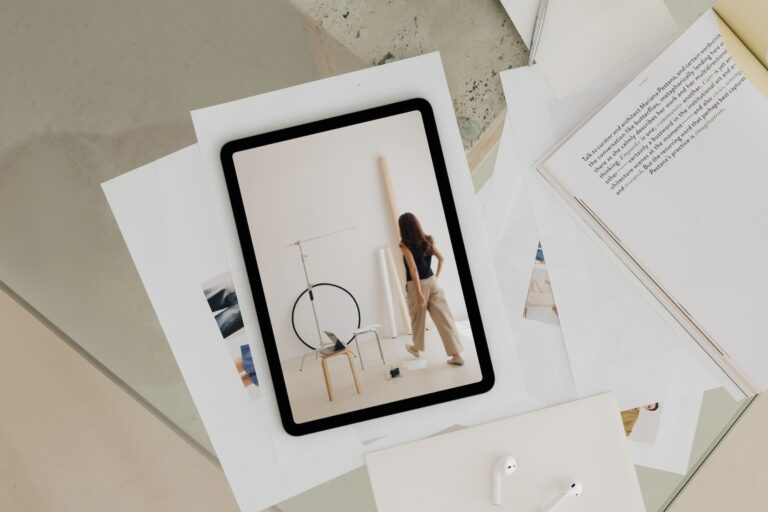 7 Premium Mockup Shops Every Brand Designer Should Know